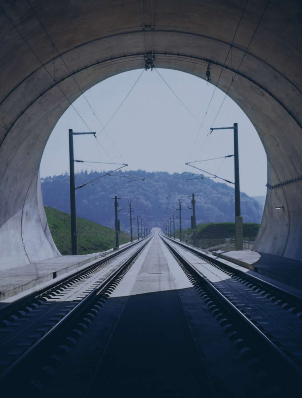 LONG DISTANCE AND FREIGHT TRANSPORT